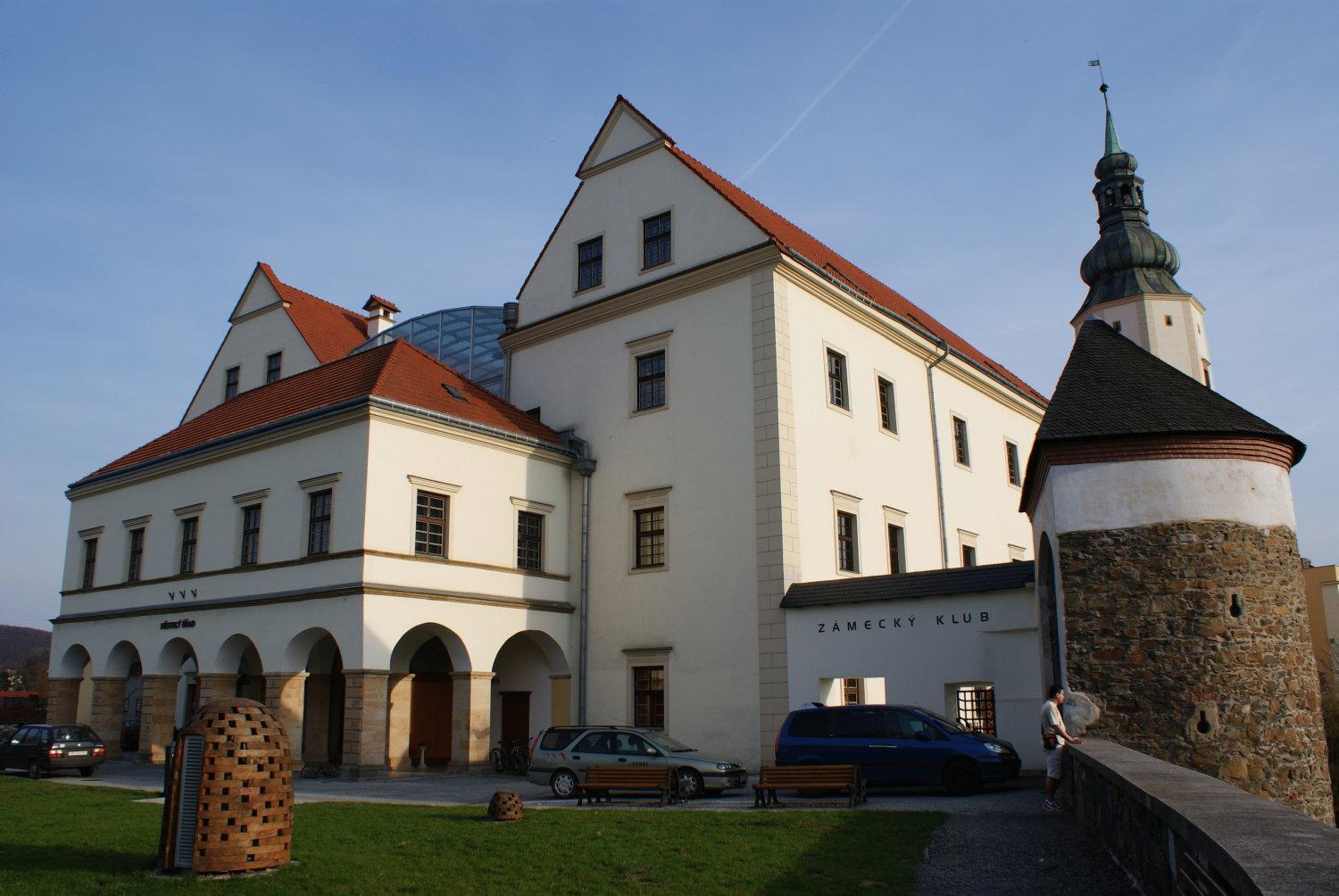 Zamecky Hotel Zlaty Orel Hranice  Exterior photo